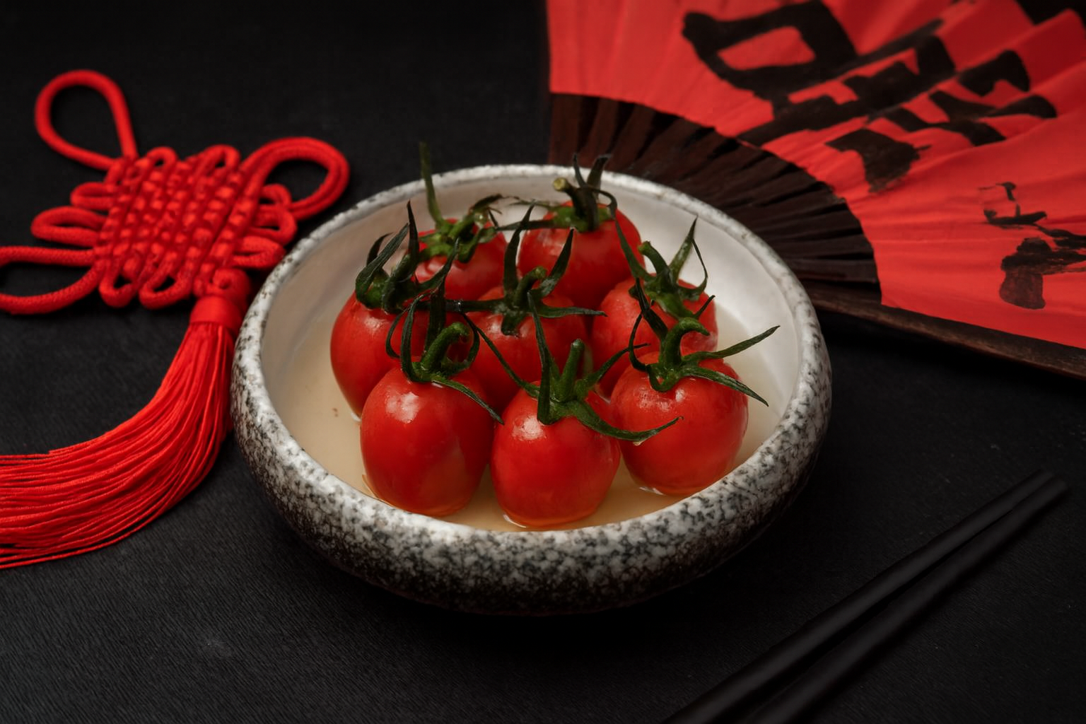 冰镇清新⼩番茄 CHILLED MARINATED CHERRY TOMATO